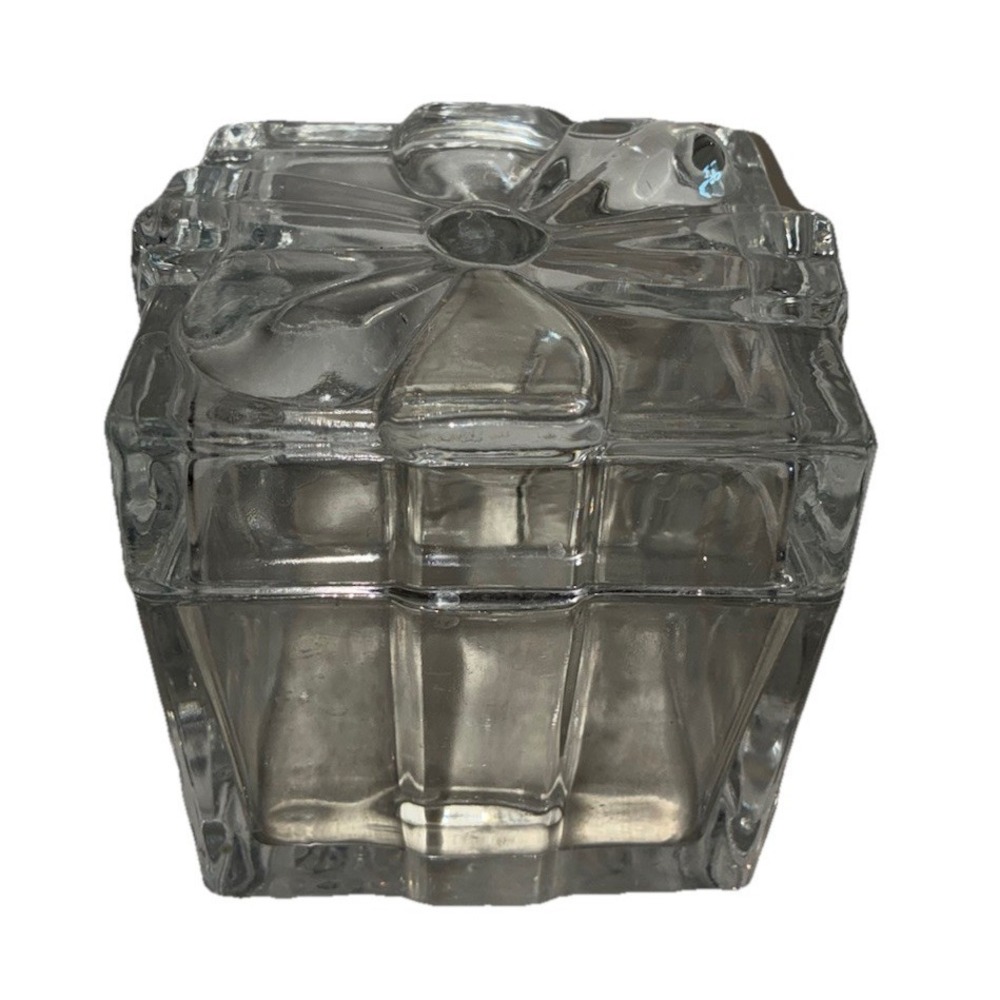 Circleware Trinket Storage Box Candy Jar Clear Glass Bow 5.5x5x5" *flaw